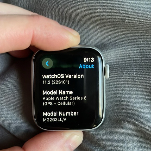 Apple Watch 6 Nike GPS + Cell - Picture 8 of 9